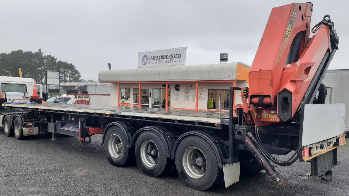 3 Axle Semi Trailer with Rear Mount Crane *Super Special* Jaks Trucks Ltd